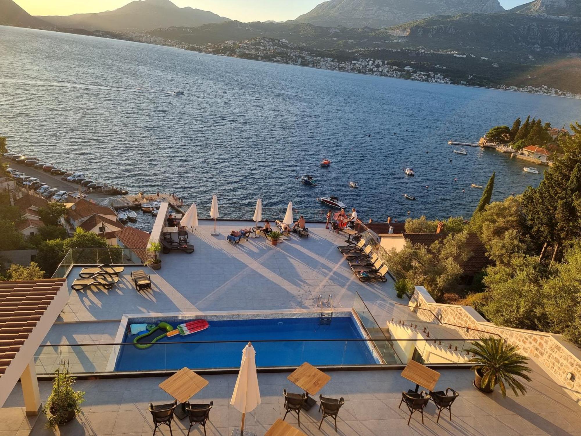 Agape Rose Hotel Dış mekan fotoğraf