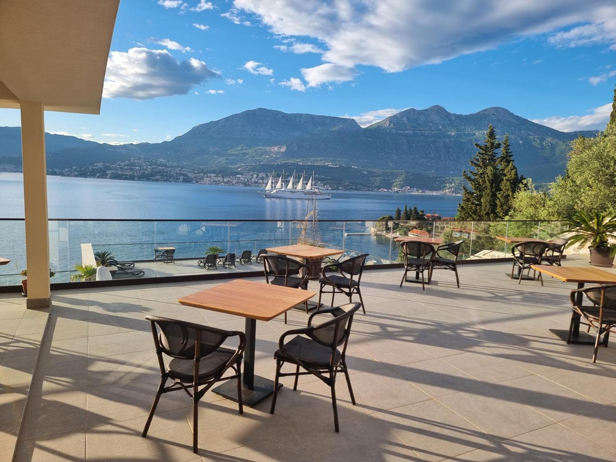 Agape Rose Hotel Dış mekan fotoğraf
