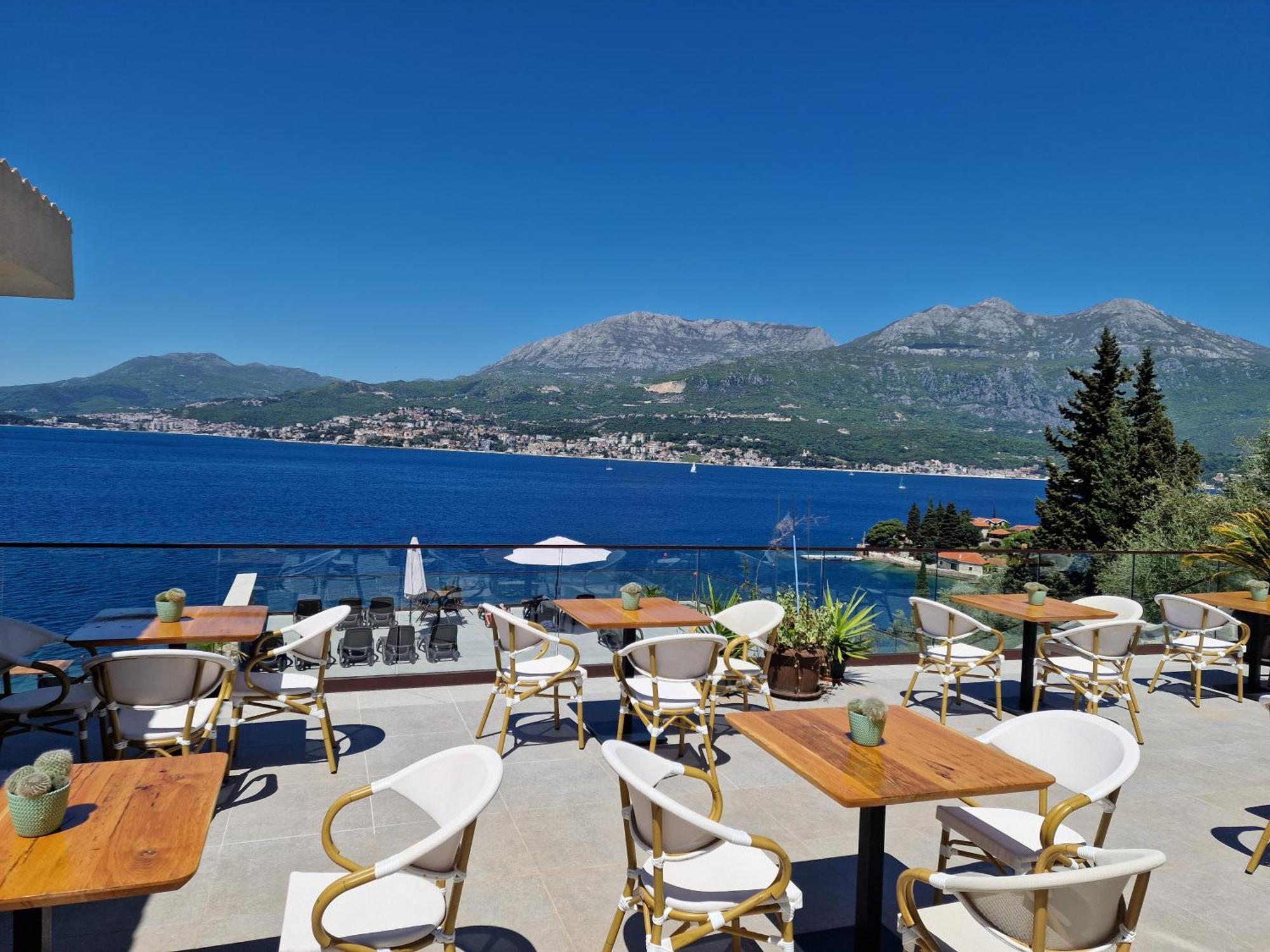 Agape Rose Hotel Dış mekan fotoğraf